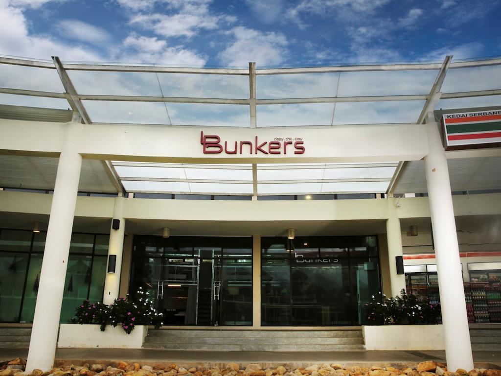 Bb Bunkers Hostel Santubong Buitenkant foto